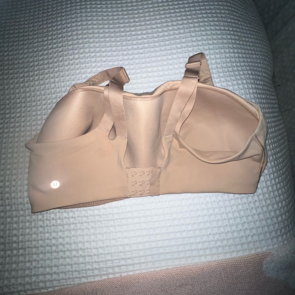 Lululemon In Alignment Bra - Picture 6 of 9